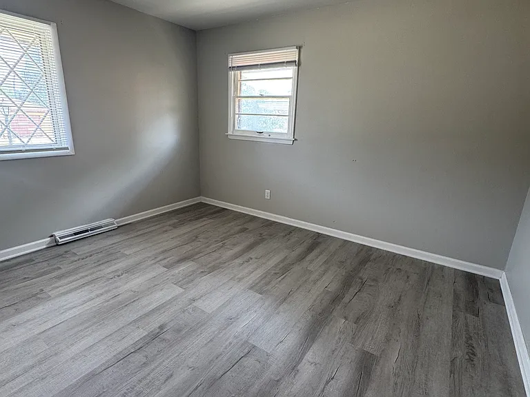 724 Hoban Ave — Photo 12