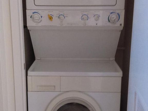 washer dryer (included)