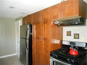 4th image of 37 Park Forest Dr