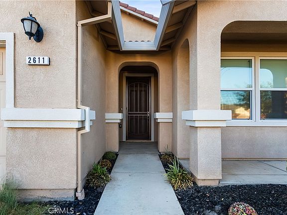 2nd image of 2611 Stone Creek Dr