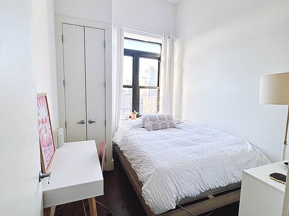 5th image of 808 Driggs Ave #6O