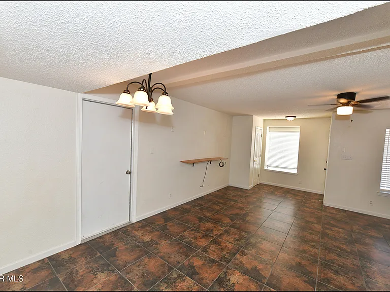 12121 Tower Hill Dr — Photo 13