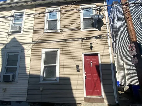 811 Pine St, Easton, PA 18042
