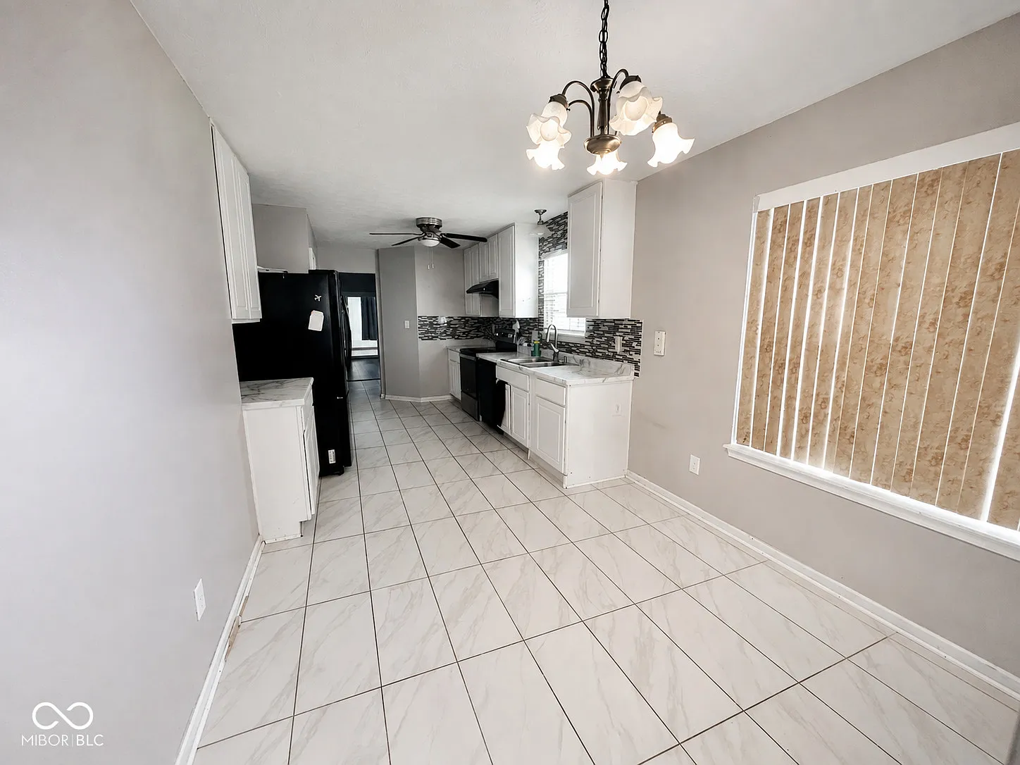 3 bed, 2.0 bath, 1363 sqft, $1,650 — Photo 3