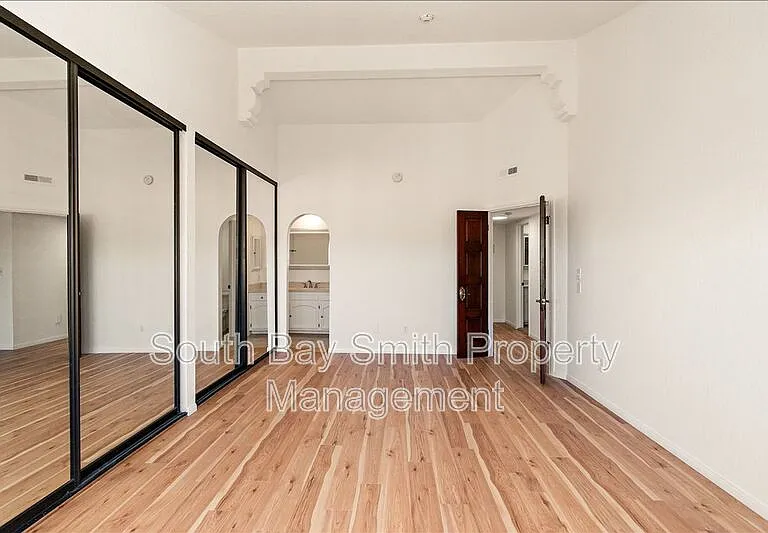 227 S Irena Ave #4 — Photo 18