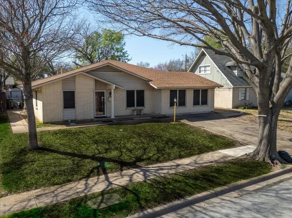 2417 Newcastle Dr, Garland, TX 75041