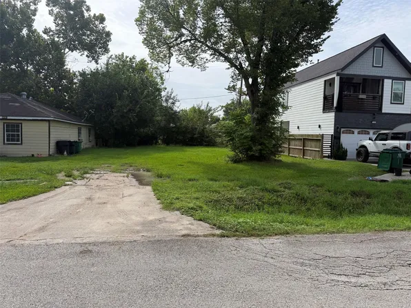 7239 Conley St, Houston, TX 77021
