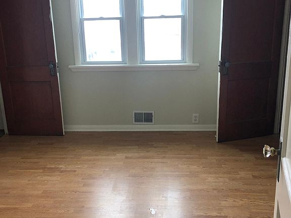 4th image of 11 Vincent Ave