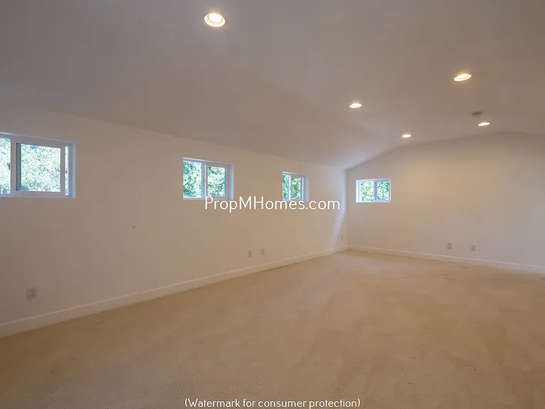14995 SW 141st Ave — Photo 25