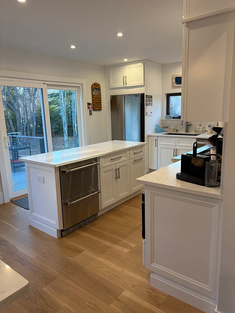 Building Photo - 40 Bonac Wood Ln