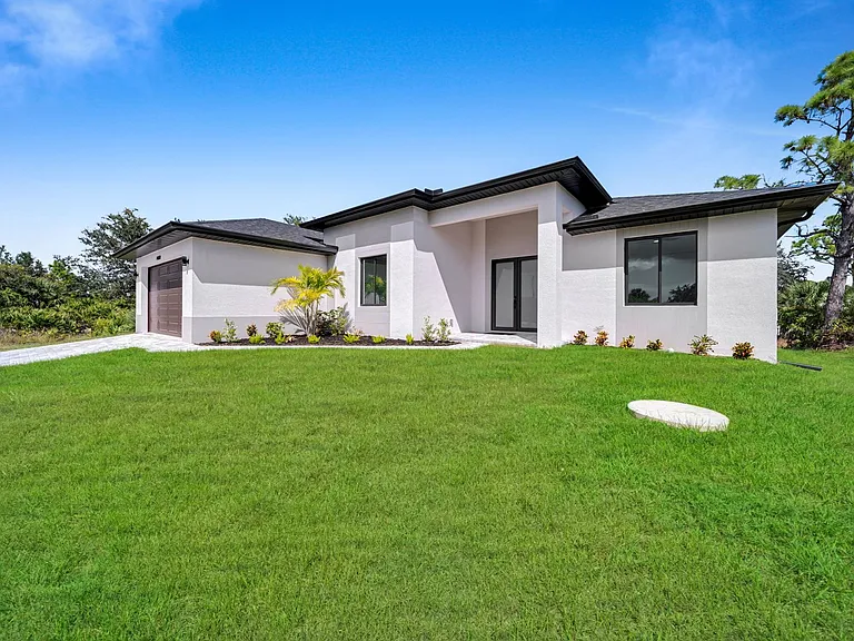 14020 Chesswood Ln — Photo 35