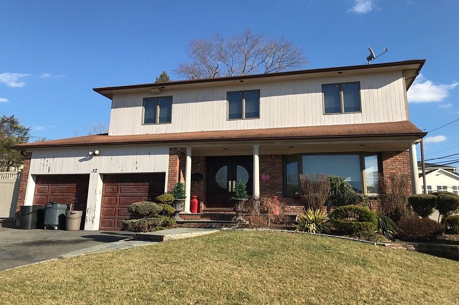 1st image of 32 Knolls Dr
