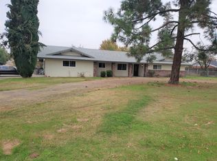 5292 E Nees Ave, Clovis, CA 93611