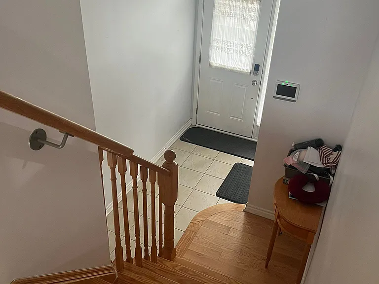 66 Bannister Cres — Photo 17