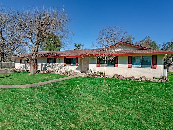5th image of 8095 El Pino Dr