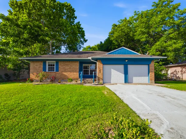 1206 Bandera Ln, Garland, TX 75040