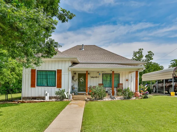 410 3rd St, Whitesboro, TX 76273