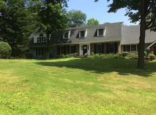 12 Overlook Road, Clarks Summit, PA 18411