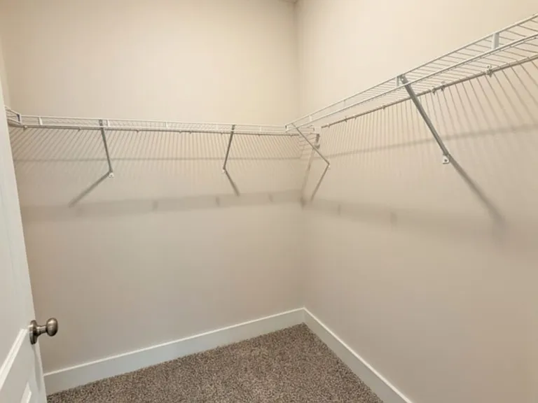 9907 Starling Dr — Photo 2