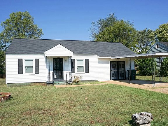 2nd image of 2111 Delano Dr