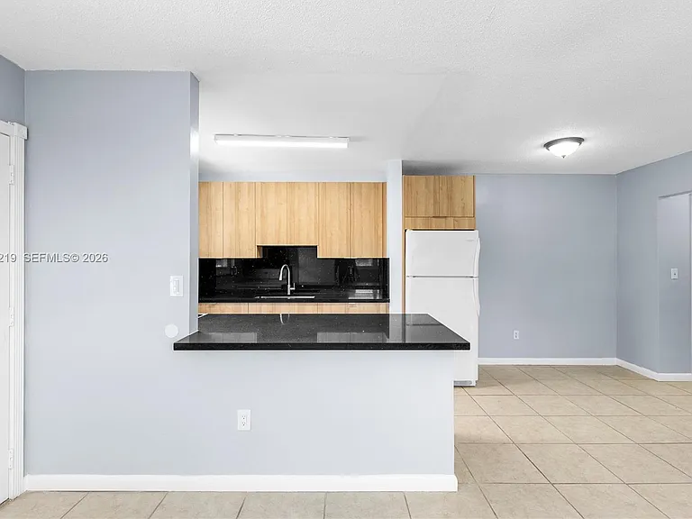 3265 Griffin Rd #206 — Photo 8