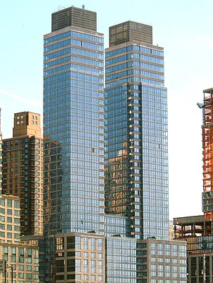 Sold by BLU Real Estate | media 21