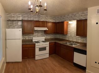 333 Bernard St APT 204, Denton, TX 76201