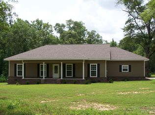 26198 Cedar Crest Rd., Andalusia, AL 36420
