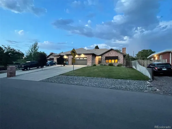 1780 Swadley St, Lakewood, CO 80215