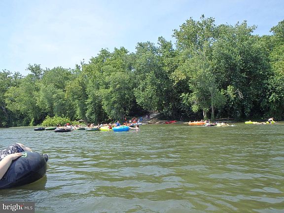 4th image of 2465 Lockes Mill Rd