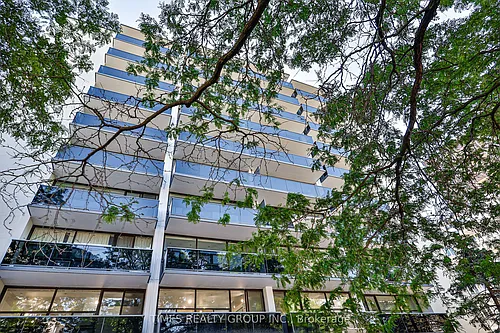 15 Walmer Rd #505 Photo 1