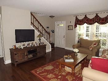 4th image of 2502 S Arlington Mill Dr APT A