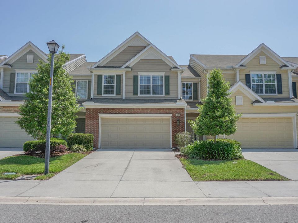 1st image of 4032 Lionheart Dr