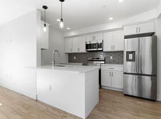 255 Maverick St #101, Boston, MA 02128