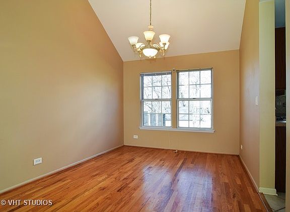 5th image of 376 Wildberry Ln