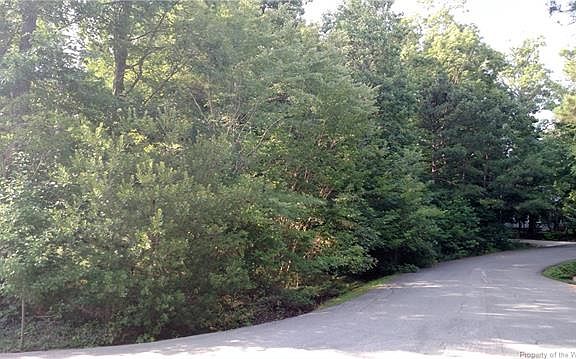 2nd image of 108 Loxley Ln