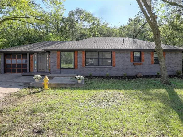 117 Kevin St, Excelsior Springs, MO 64024