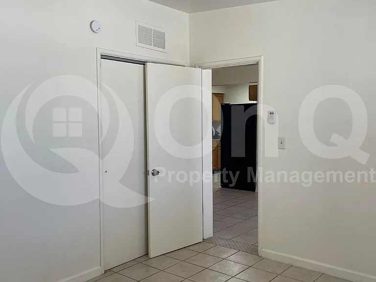 39 W 30th St #C — Photo 7