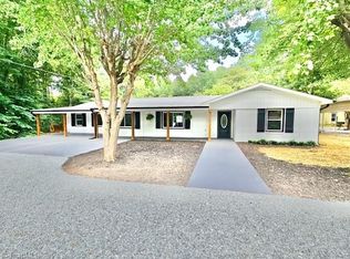 1760 Warf Rd, Lexington, NC 27292