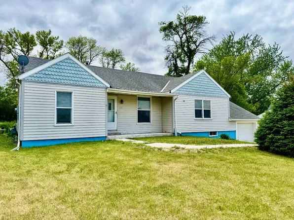 201 W 6th St, Laurel, NE 68745