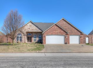 113 Jason Blvd, Webb City, MO 64870