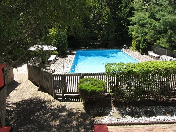 2nd image of 138 Peconic Hills Dr