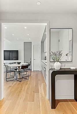 2nd image of 547 47th St #1110