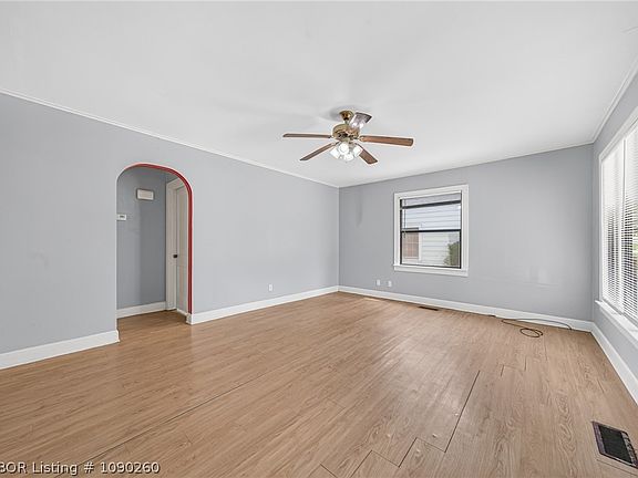 4th image of 1315 S 26th St
