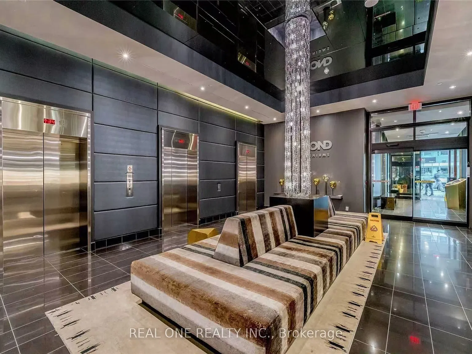 2 bed, $2,550 — Photo 3