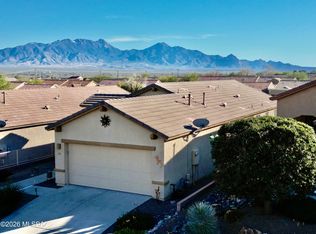 542 W Astruc Dr, Green Valley, AZ 85614