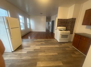 82 Rowe Ave #1N, Hartford, CT 06106