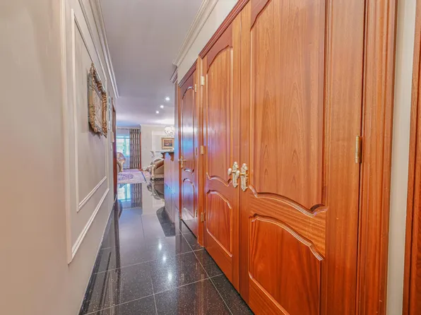 1827 78th Street image 10 of 20