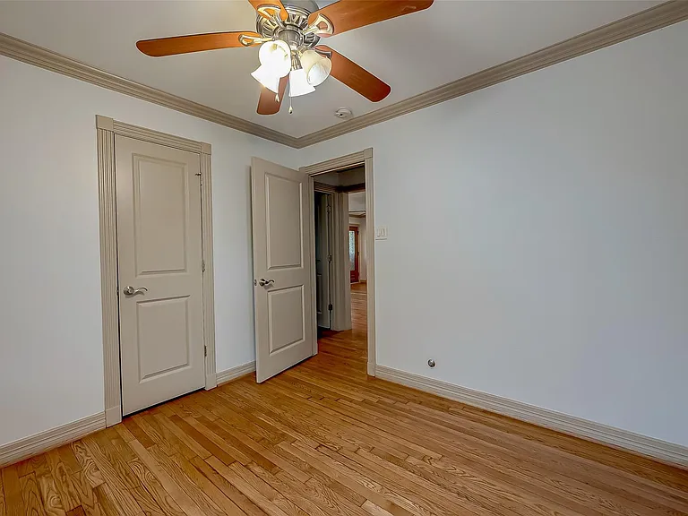 5706 Carew St — Photo 23