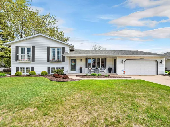 419 S Good Hope Rd, De Pere, WI 54115